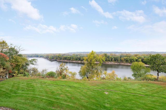 1101 Sibley Memorial Highway 303, Saint Paul, MN 55118