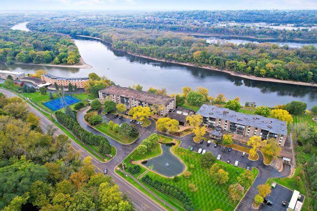 1101 Sibley Memorial Highway 303, Saint Paul, MN 55118