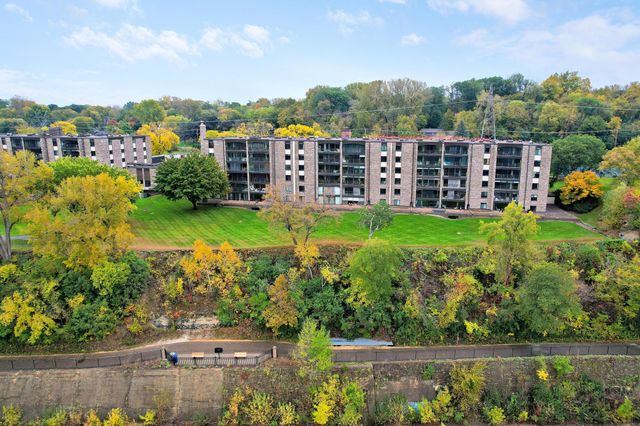 1101 Sibley Memorial Highway 303, Saint Paul, MN 55118