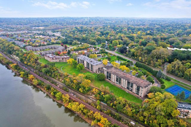 1101 Sibley Memorial Highway 303, Saint Paul, MN 55118