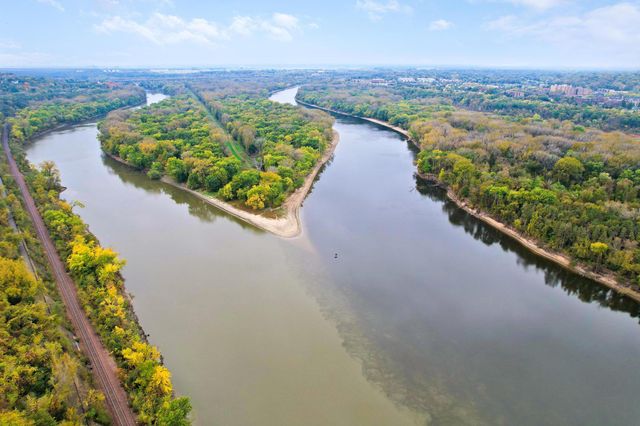 1101 Sibley Memorial Highway 303, Saint Paul, MN 55118