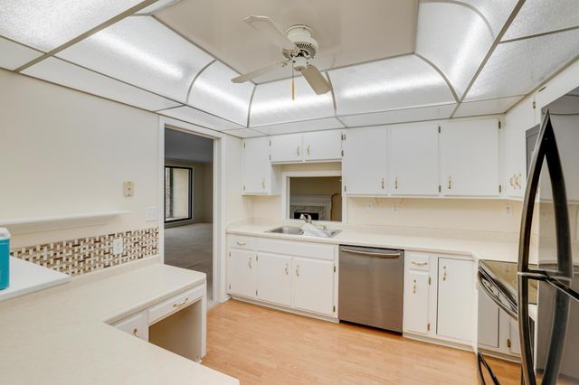 1101 Sibley Memorial Highway 303, Saint Paul, MN 55118