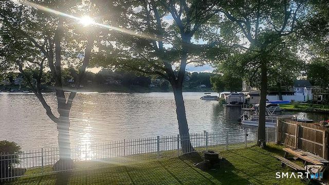 16 Pine Street, Wolcott, CT 06716