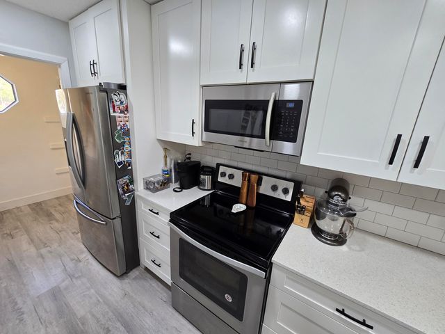 11 NW Poulton Drive UNIT E, Fort Walton Beach, FL 32548