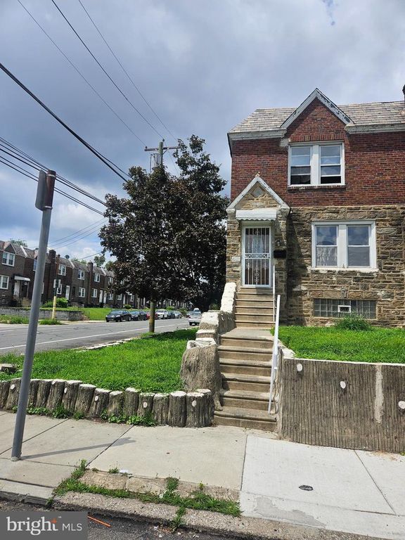 5600 ARBOR ST, Philadelphia, PA 19120