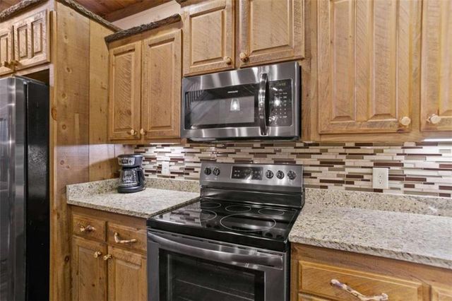 231 Kyle Road, Blue Ridge, GA 30513