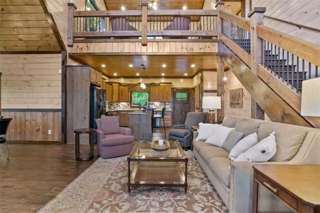 231 Kyle Road, Blue Ridge, GA 30513
