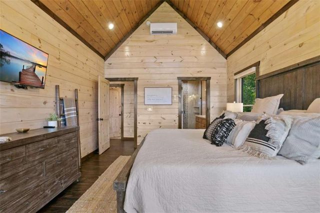 231 Kyle Road, Blue Ridge, GA 30513