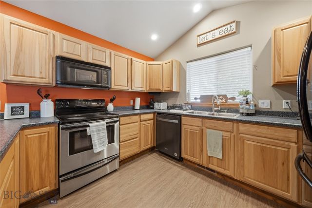 1283 N River Rock Drive, Belgrade, MT 59714