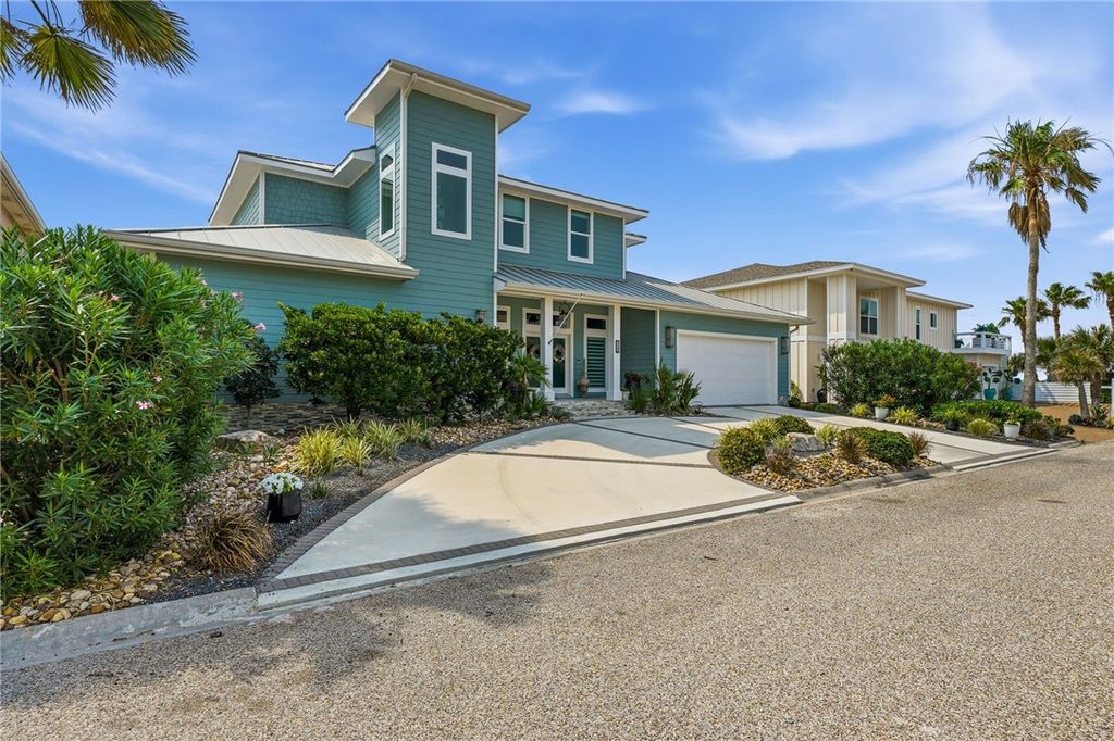 12 Sea Shell Shores Dr, Rockport, TX 78382 — photo 2
