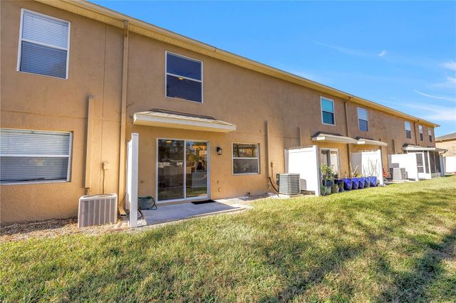 8517 EDGEWATER PLACE BOULEVARD, Tampa, FL 33615