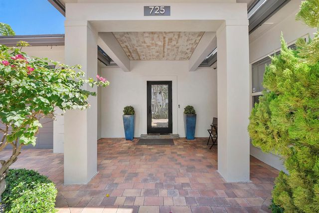 725 NE 36th Street, Boca Raton, FL 33431