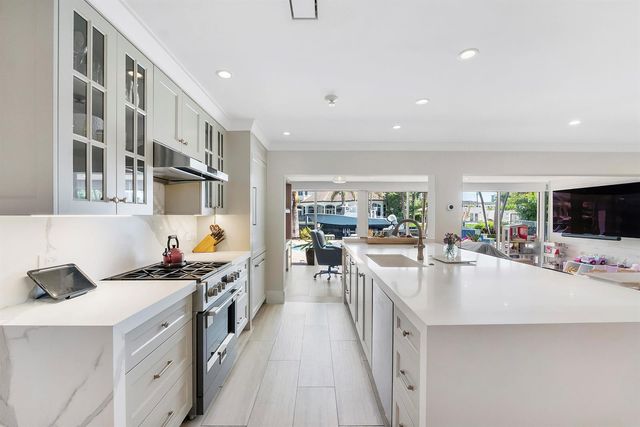 725 NE 36th Street, Boca Raton, FL 33431