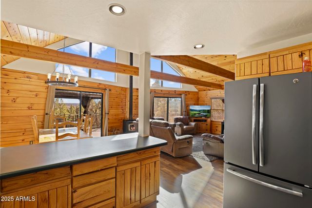 900 EAGLE VIEW Drive, Happy Jack, AZ 86024