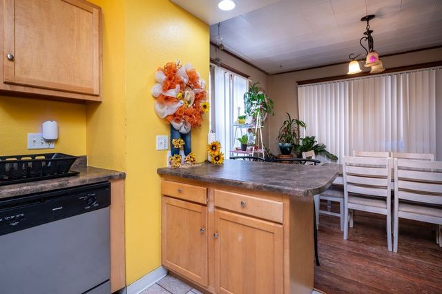 1704 Park Avenue SE, Cedar Rapids, IA 52403