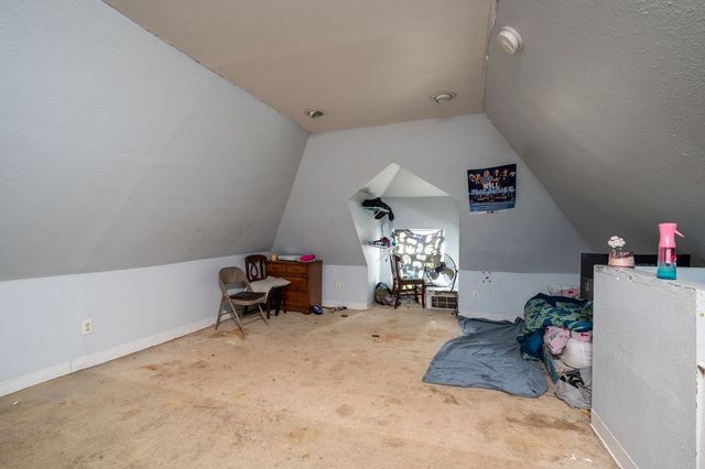 1704 Park Avenue SE, Cedar Rapids, IA 52403