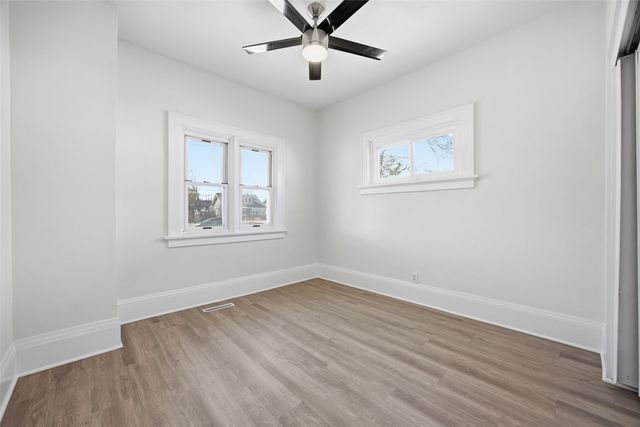 2423 1st Avenue SE, Cedar Rapids, IA 52402