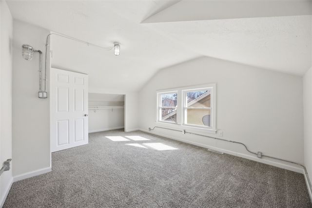 2423 1st Avenue SE, Cedar Rapids, IA 52402