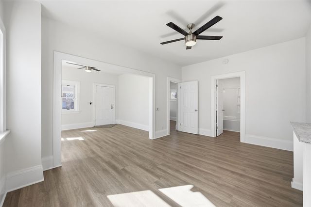 2423 1st Avenue SE, Cedar Rapids, IA 52402