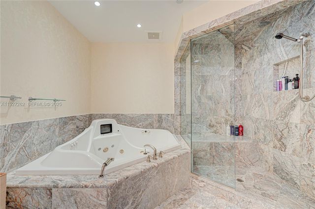 16047 Collins Ave 1604, Sunny Isles Beach, FL 33160