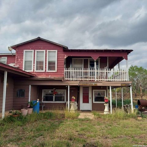 387 MILLS RANCH RD, Pleasanton, TX 78064