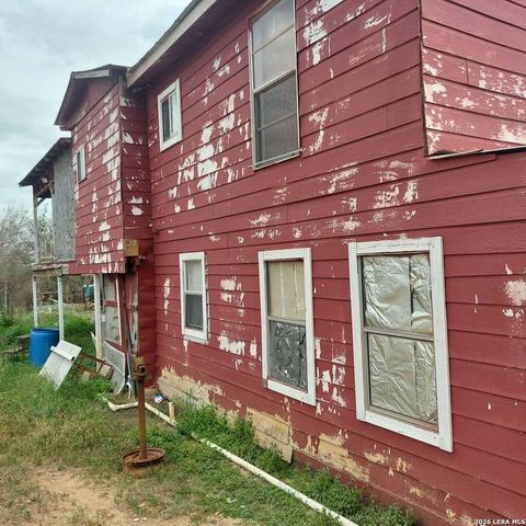 387 MILLS RANCH RD, Pleasanton, TX 78064