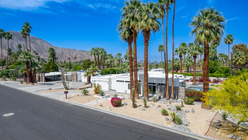 Image 54 of property listing at 72996 Bursera Way, Palm Desert, CA 92260