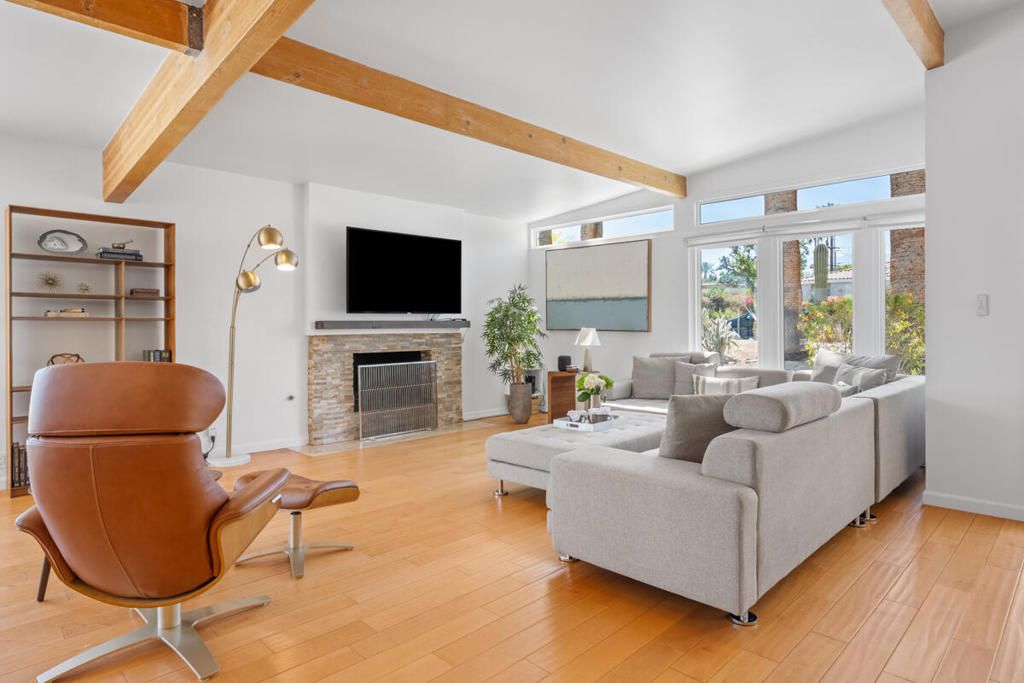 Image 6 of property listing at 72996 Bursera Way, Palm Desert, CA 92260