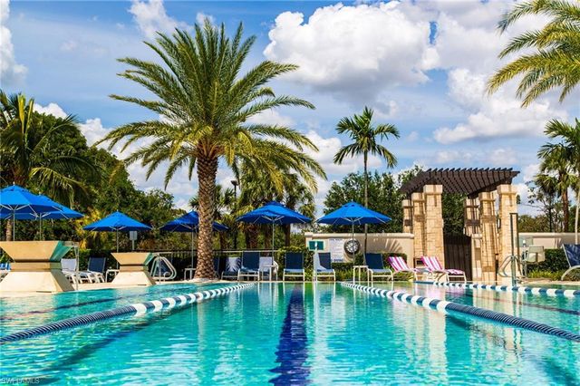 26261 Devonshire CT 201, Bonita Springs, FL 34134