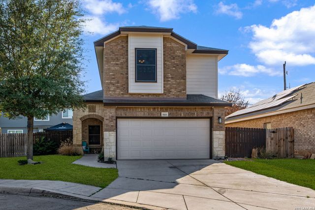 9810 Leubeck Ranch, Helotes, TX 78023