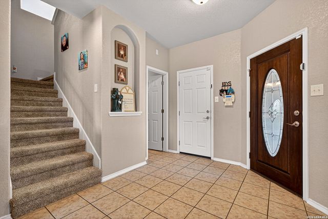 9810 Leubeck Ranch, Helotes, TX 78023