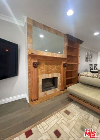 1940 N Highland Avenue 44, Los Angeles, CA 90068