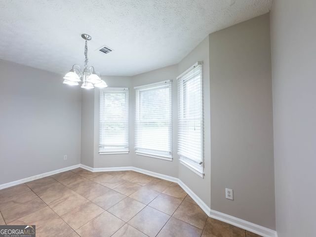 3152 Parks Run, Loganville, GA 30052