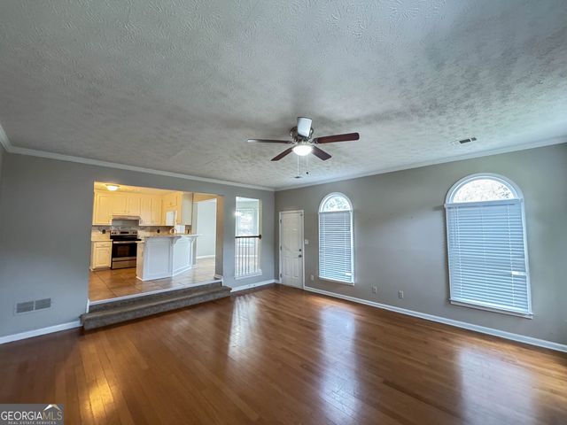 3152 Parks Run, Loganville, GA 30052