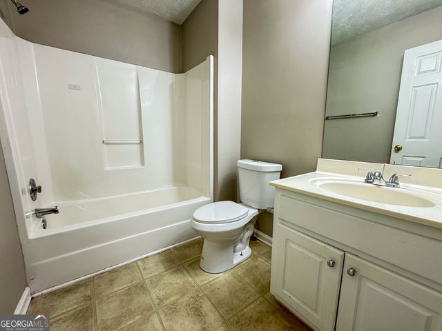 3152 Parks Run, Loganville, GA 30052