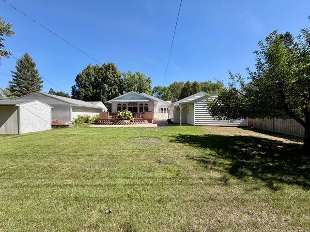 1117 1st Street S, Moorhead, MN 56560