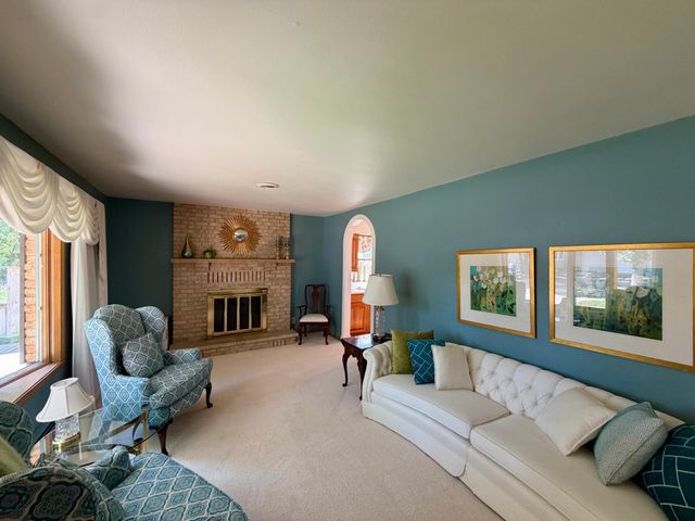 1117 1st Street S, Moorhead, MN 56560
