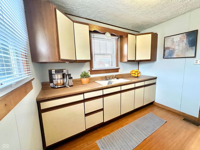 1048 E Berwyn Street, Indianapolis, IN 46203