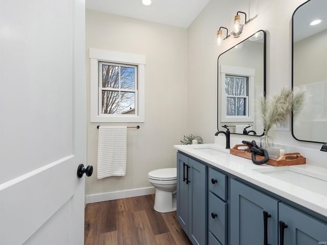 9186 E Snow White Road, Cromwell, IN 46732