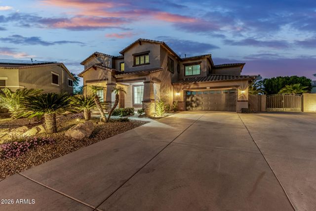18336 W Banff Lane, Surprise, AZ 85388