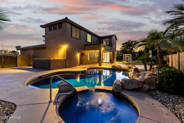 18336 W Banff Lane, Surprise, AZ 85388