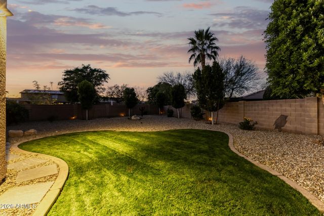 18336 W Banff Lane, Surprise, AZ 85388