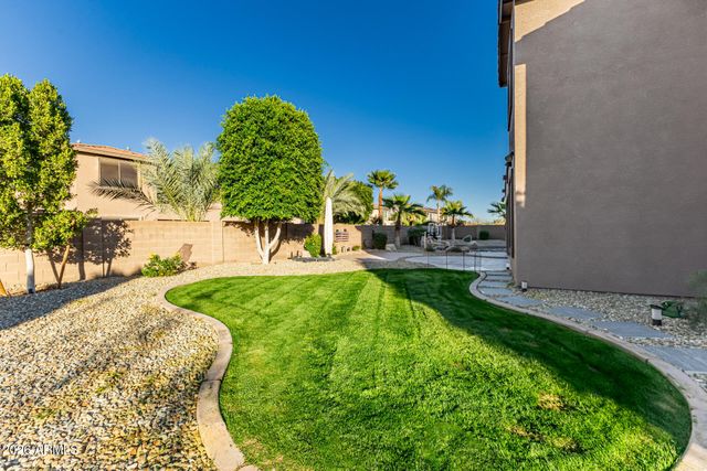 18336 W Banff Lane, Surprise, AZ 85388