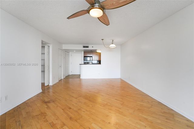 770 Claughton Island Drive 808, Miami, FL 33131
