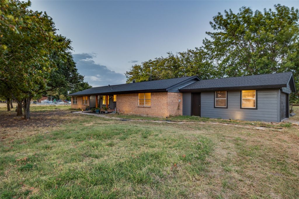 1015 Fm 981, Leonard, TX 75452