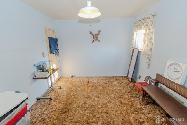 286 Harris Avenue, Middlesex, NJ 08846