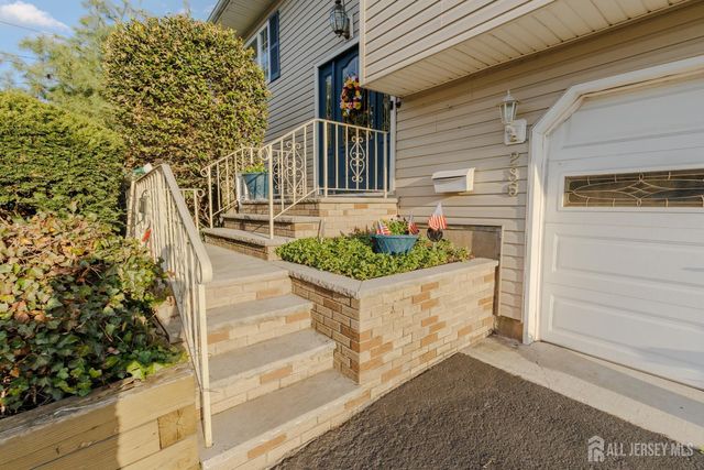 286 Harris Avenue, Middlesex, NJ 08846