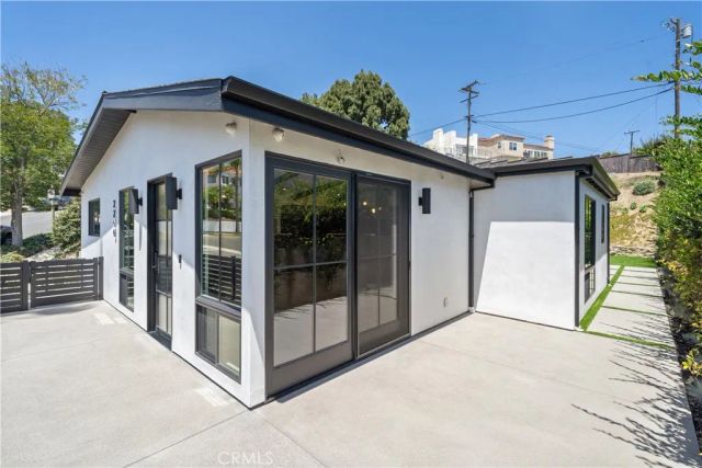 2200 Mantis Avenue, San Pedro, CA 90732