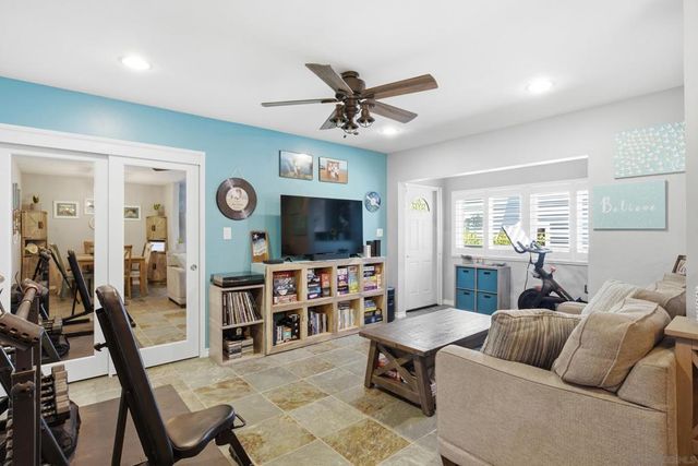730 E Avenue, Coronado, CA 92118