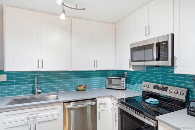 730 E Avenue, Coronado, CA 92118